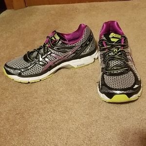 Asics Women's GT-2000 2 Running Shoes Black/Orchid